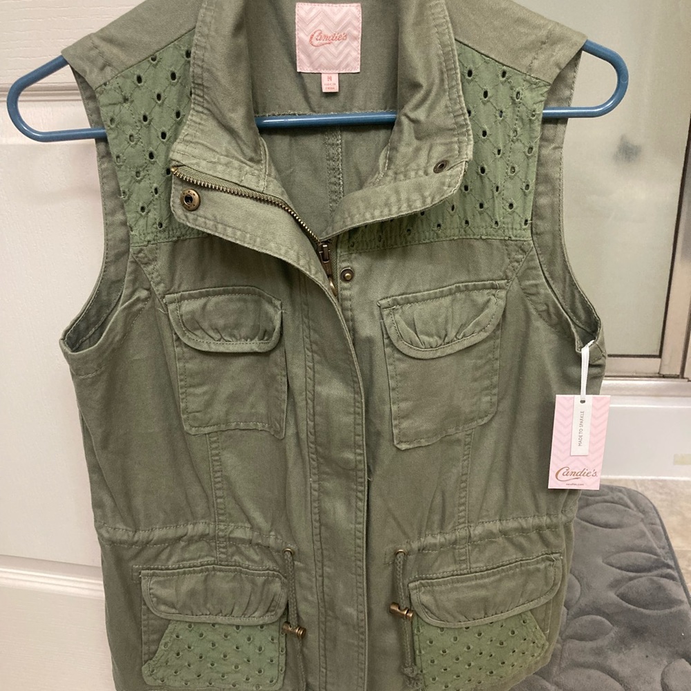 NWT Candies women’s medium utility vest - Picture 2 of 6